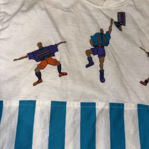 1980s Basketball pocket t-shirt White W Blue stripes VTG Koman Large